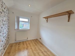 Bedroom- click for photo gallery